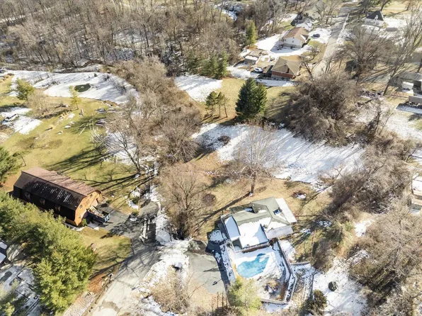 1600 Pine St, Swansea, IL 62226