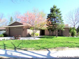 2480 Idlewild Dr, Springfield, IL 62704