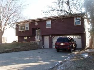 305 Brian St, Mount Horeb, WI 53572