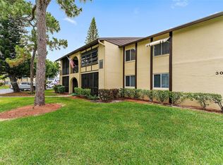 307 Pine Ridge Cir APT D-2, Greenacres, FL 33463