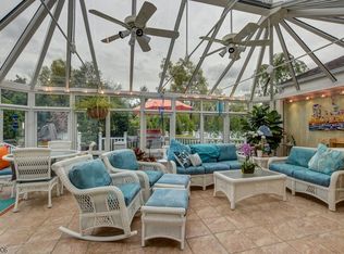 2 Iroquois Dr, Livingston, NJ 07039