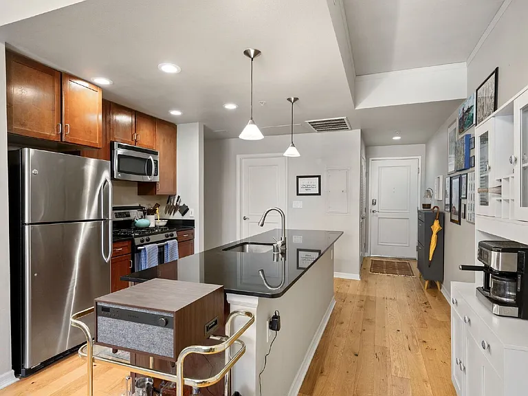 1975 N Grant St #401 — Photo 6