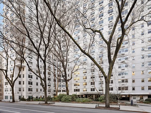 70 East 10th Street image 10 of 10