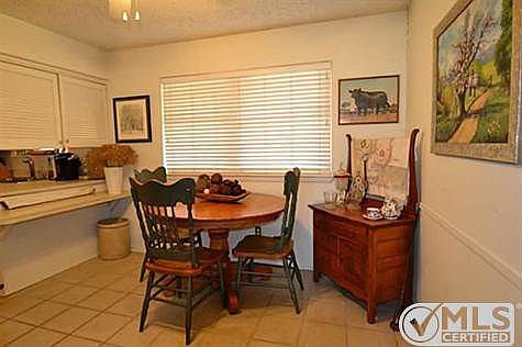 3rd image of 5517 Westhaven Dr