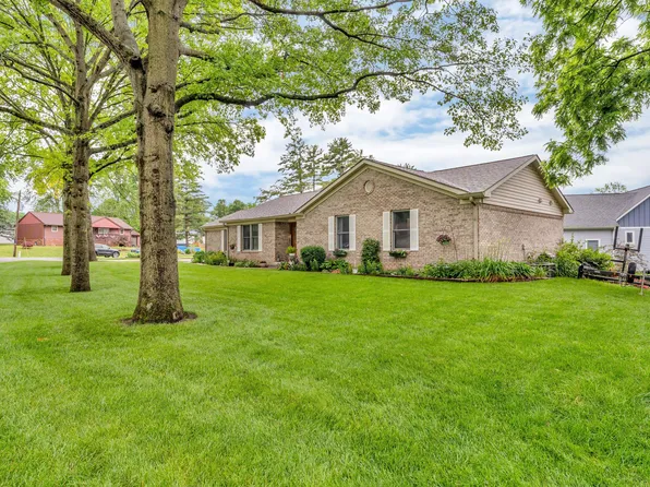 101 Jefferson Vly, Coatesville, IN 46121