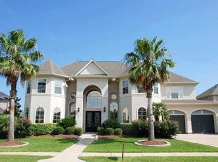 7407 Shannondale Dr, Sugar Land, TX 77479