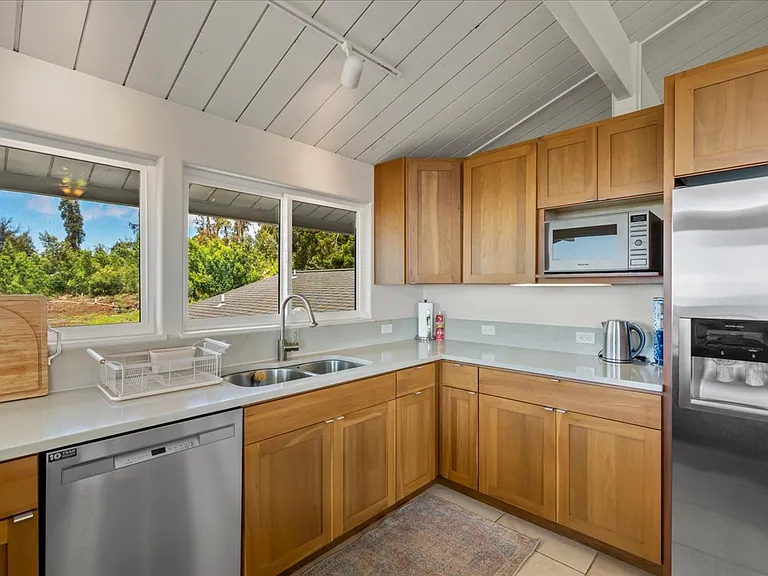 18505 Haleakala Hwy — Photo 11