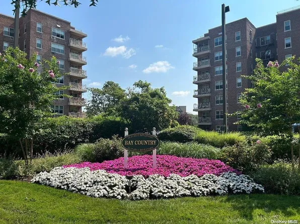 23-35 Bell Boulevard #5D, Bayside, NY 11360