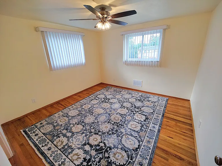 5079 Earlsdale Rd — Photo 12