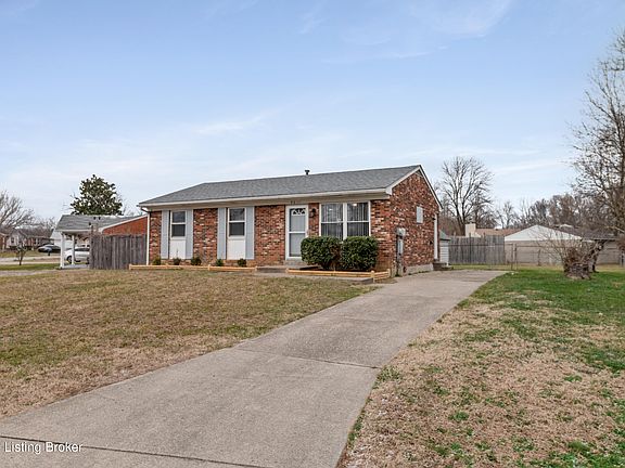 4th image of 9611 Britannia Ct