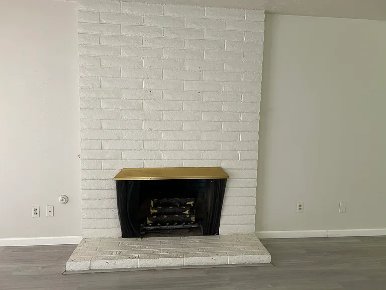 617 W Granger Ave #27 — Photo 9