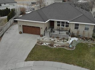 1637 W Gaylawood Cir, Murray, UT 84123