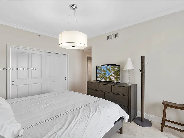 17875 Collins Ave #3305 — Photo 18