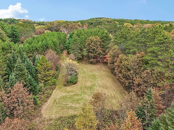 3rd image of 5 Ac Town Hall Rd
