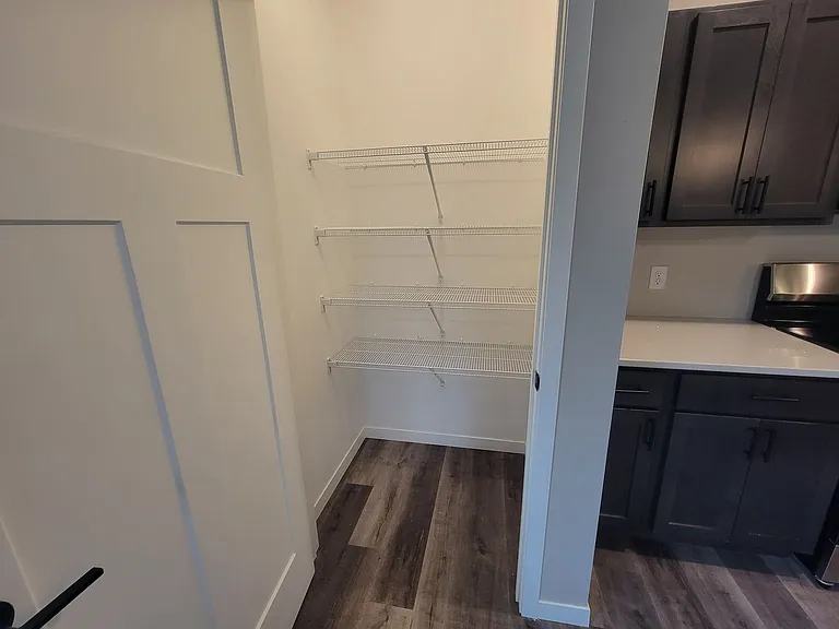 Northern Lights Apartments — Photo 32