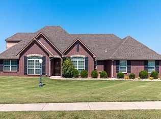 14793 S Fieldstone Dr, Claremore, OK 74017