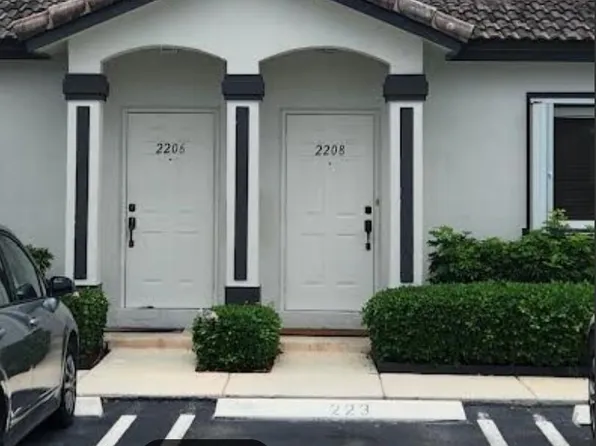 2208 SE 24th Place, Homestead, FL 33035