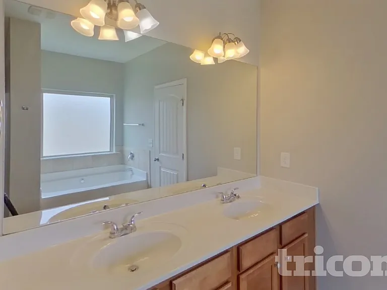 5702 Pahaska Ct — Photo 8