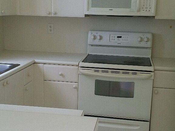 2nd image of 1436 SE 24th Ct