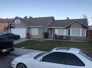 39452 Avignon Ln, Palmdale, CA 93551