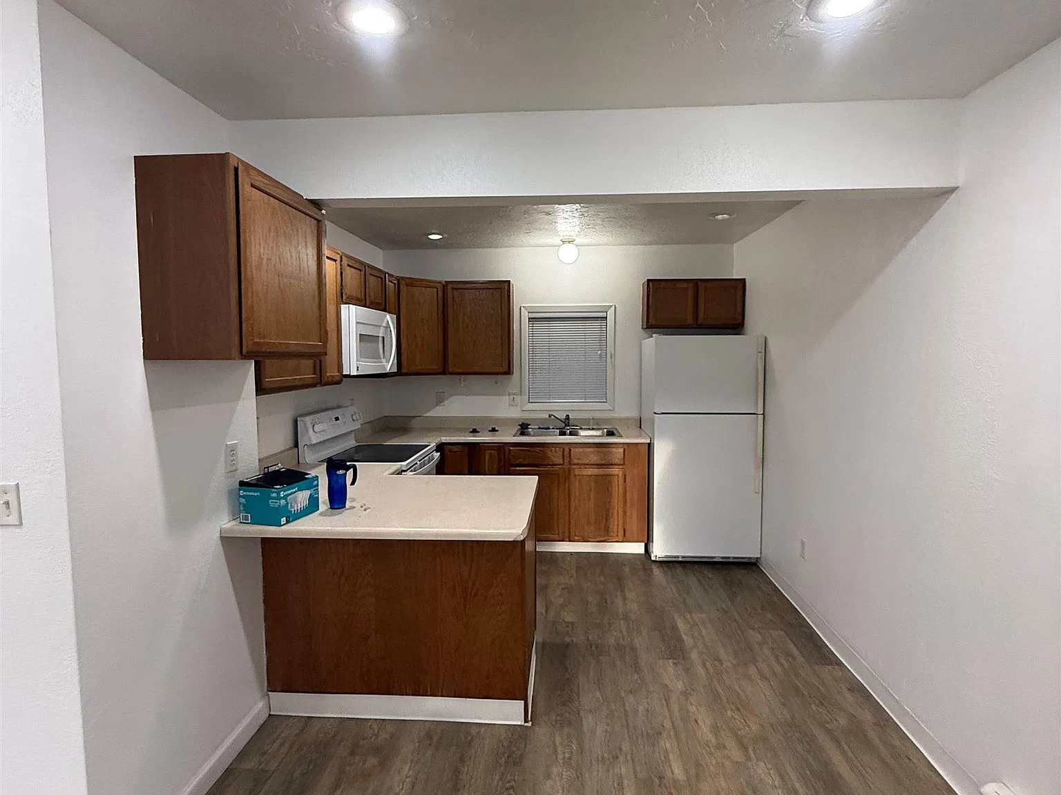 2 bed, $1,750 — Photo 2