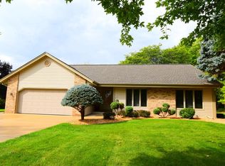 2119 Chapel Ct, Grafton, WI 53024