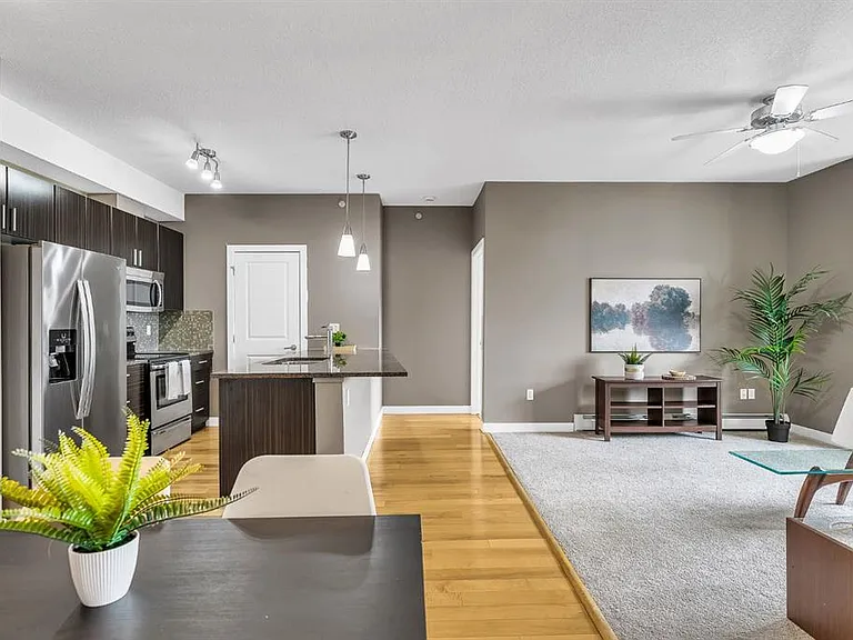 NW Millrise Dr SW — Photo 13