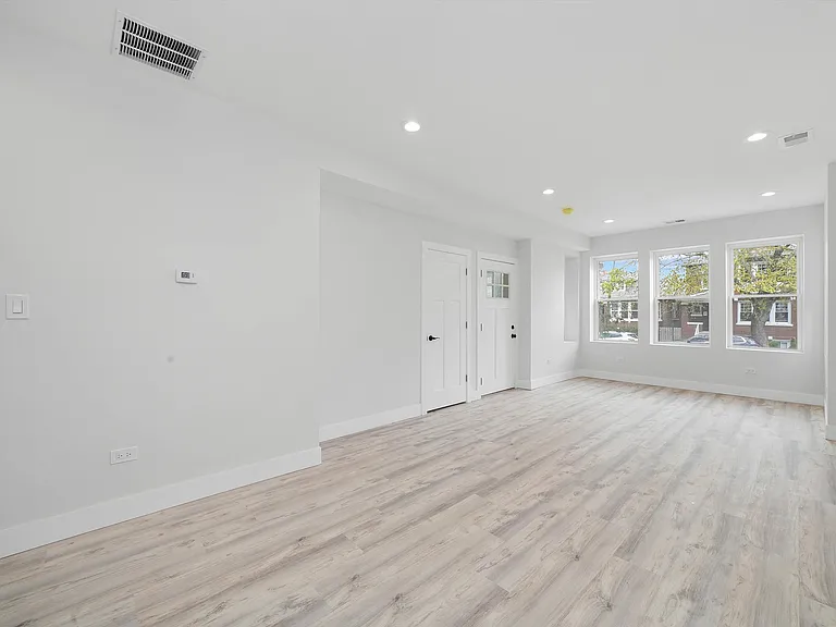 1628 S 50th Ave #3 — Photo 14