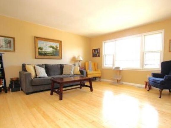 4th image of 12928 Valleywood Dr