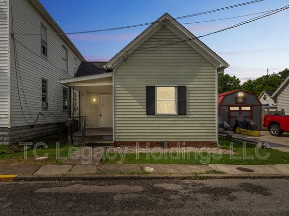 127 Denham St