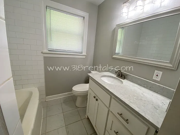 186 Charles Ave — Photo 10