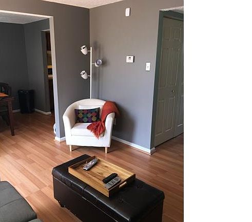 3rd image of 9487 Tracey Lynne Cir #9487