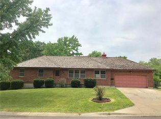 3900 S Stonewall Ave, Independence, MO 64055