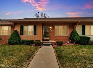 460 Fairgrove St, Romeo, MI 48065