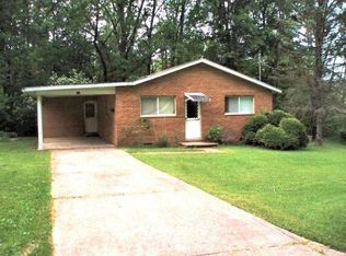 229 Paradise Ln, Williamsburg, OH 45176