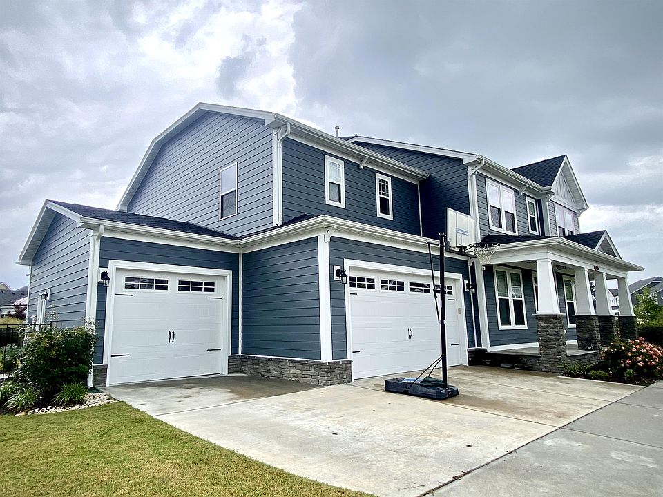 1st image of 2928 Kingsfield Dr