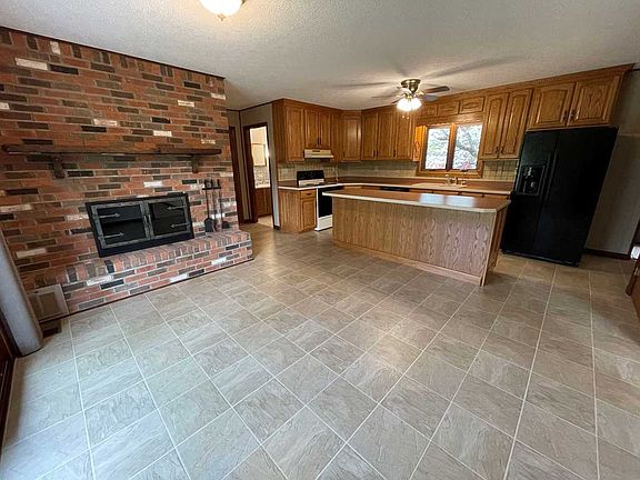 3rd image of 2543 N County Road 250 W