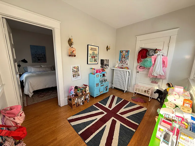 19 Claremont Ave #2 — Photo 46