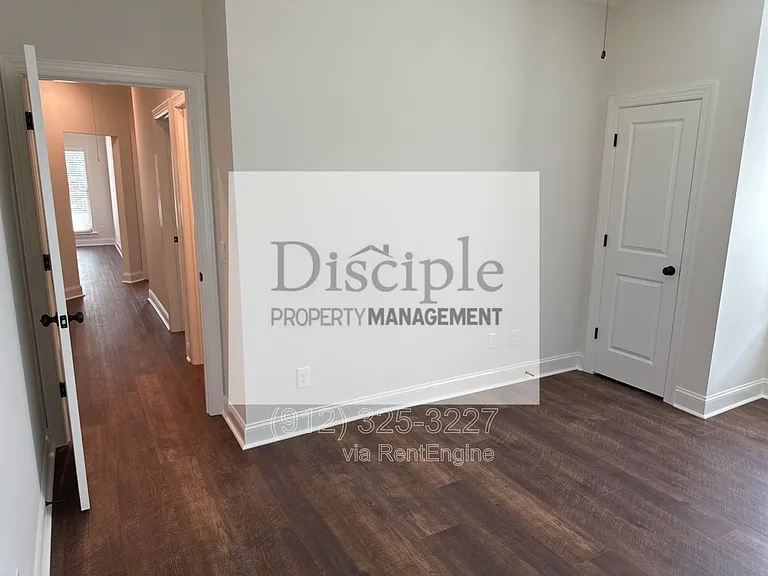 15 Ennis Rd — Photo 41
