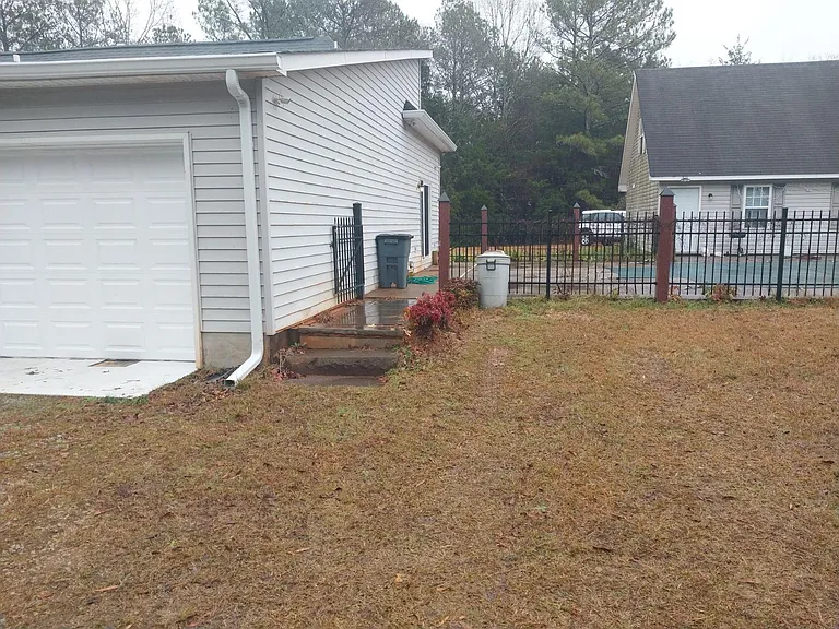 2753 Calhoun Falls Hwy — Photo 30