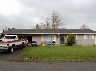 2215 E Fir St, Mount Vernon, WA 98273