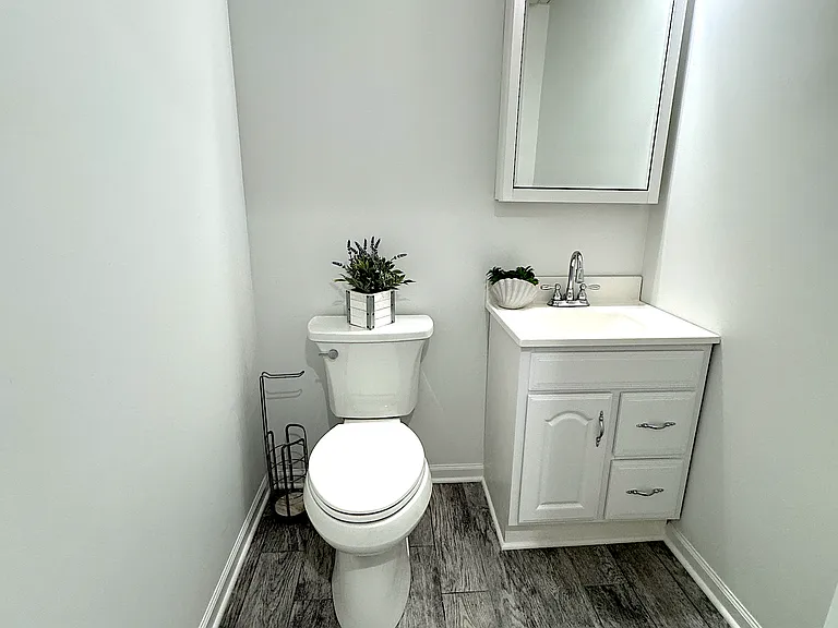 9856 Derby Ln #2 — Photo 28