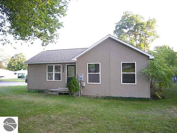 2nd image of 3800 Shore Dr