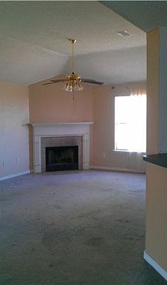 2nd image of 2001 N Village Green St