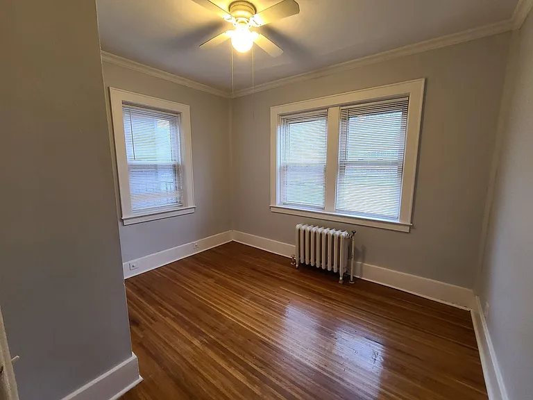 1625 East Ave — Photo 15