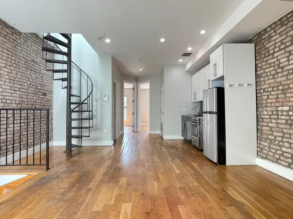 492 19th Street image 1 of 12