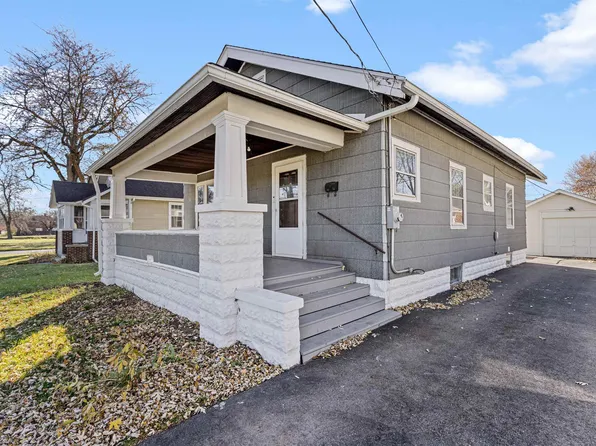 619 14th St, Rockford, IL 61104