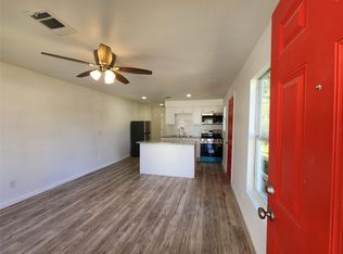 2706 Berry St #B, Houston, TX 77004