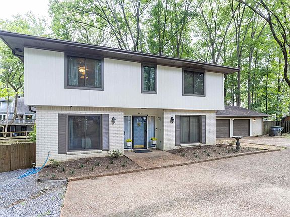 2nd image of 1261 Wesleyan Pl
