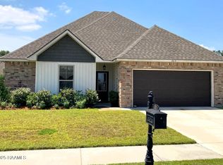 205 Sparkling Meadows Ln, Lafayette, LA 70506